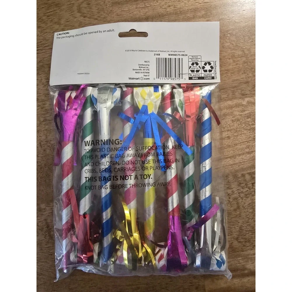 Way to Celebrate! Fancy Blowouts‎ Party Noisemakers, 8pc, Ages 3+
